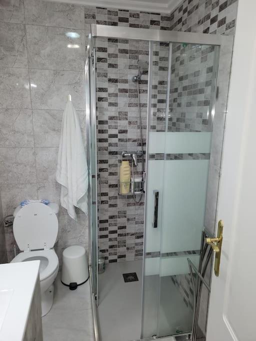 Apartamento Bajo Con Terraza Y Piscina Торевьиа Экстерьер фото
