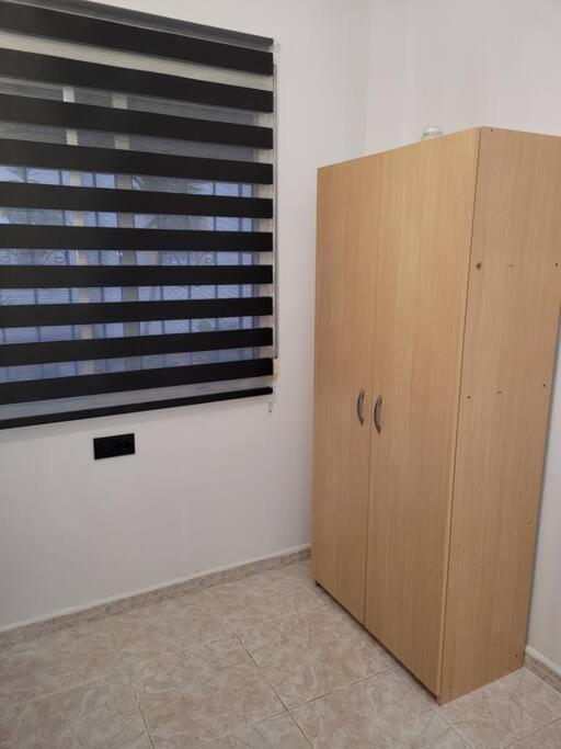 Apartamento Bajo Con Terraza Y Piscina Торевьиа Экстерьер фото