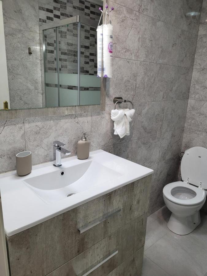 Apartamento Bajo Con Terraza Y Piscina Торевьиа Экстерьер фото