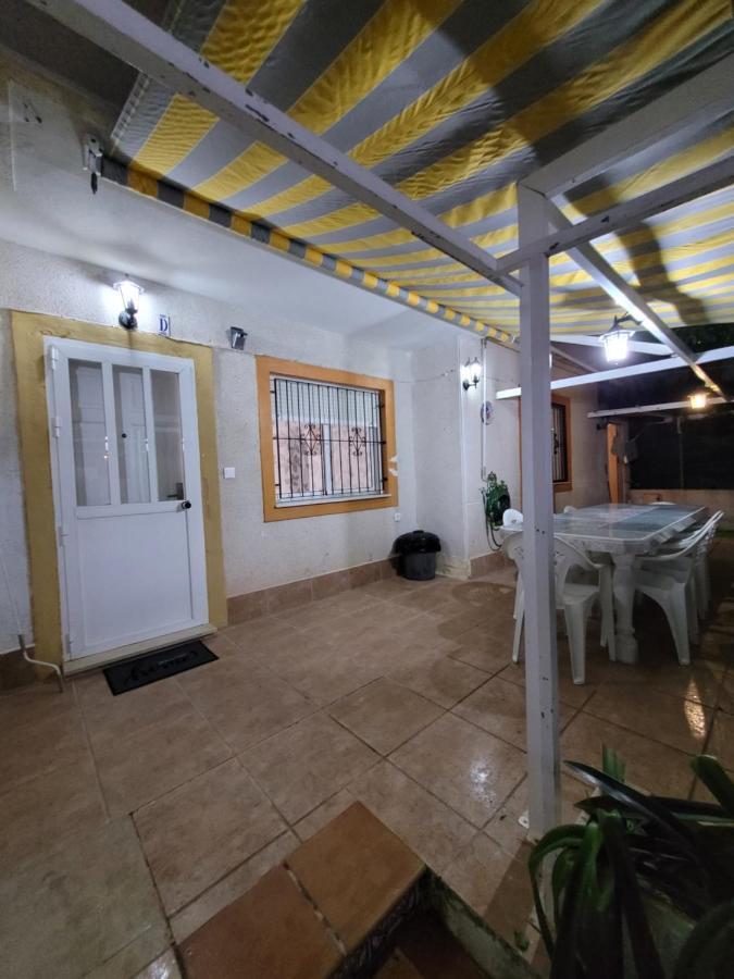 Apartamento Bajo Con Terraza Y Piscina Торевьиа Экстерьер фото